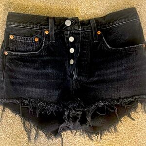 Levi’s Shorts size 27